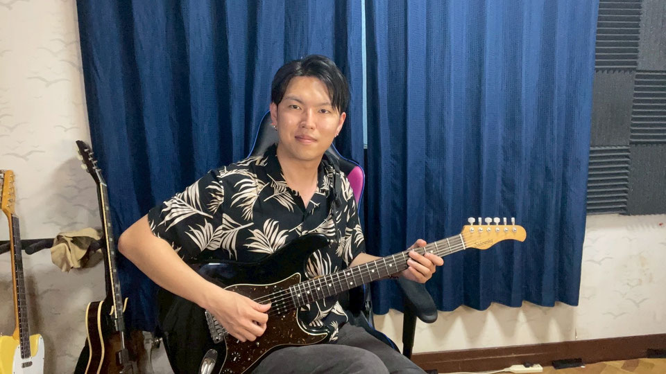 横山貢介ギター教室横浜校講師の堀川駿之介